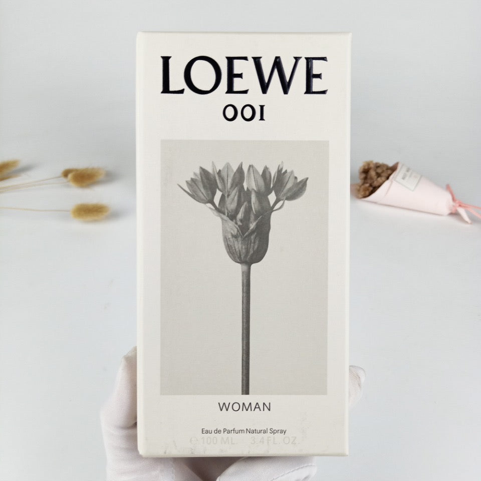 LOEWE 001 WOMAN