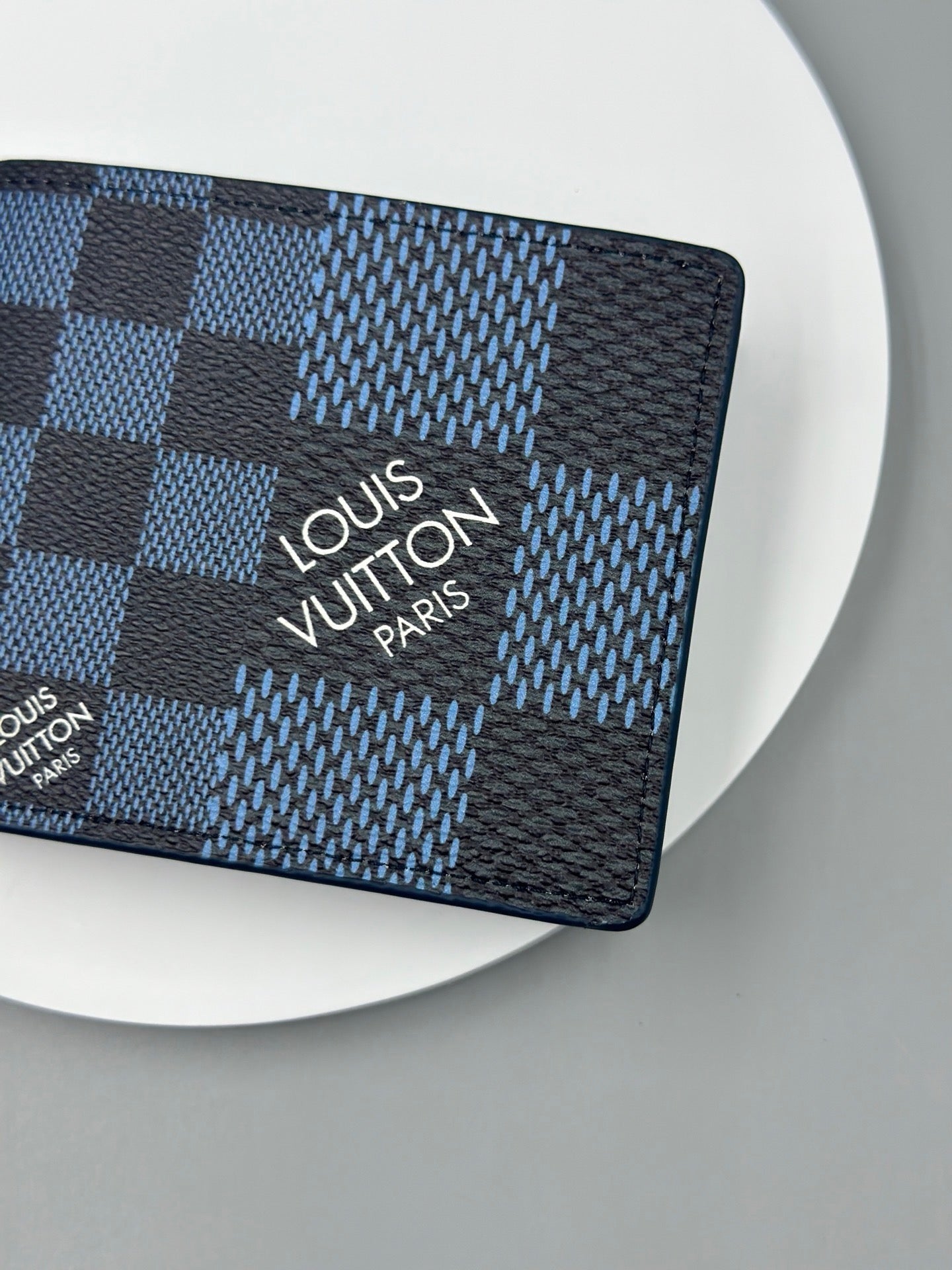LV Wallet