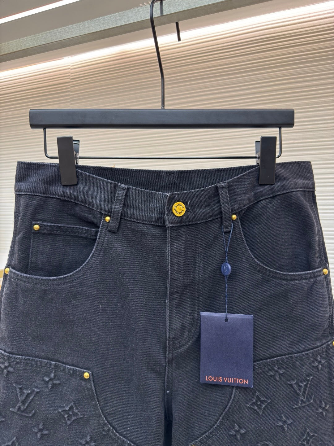 LV Shorts