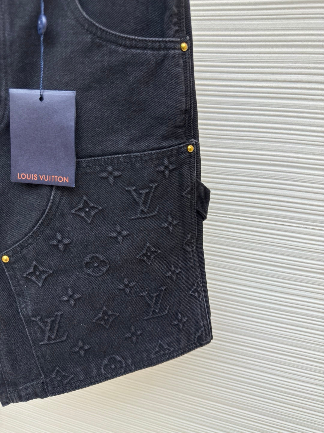 LV Shorts