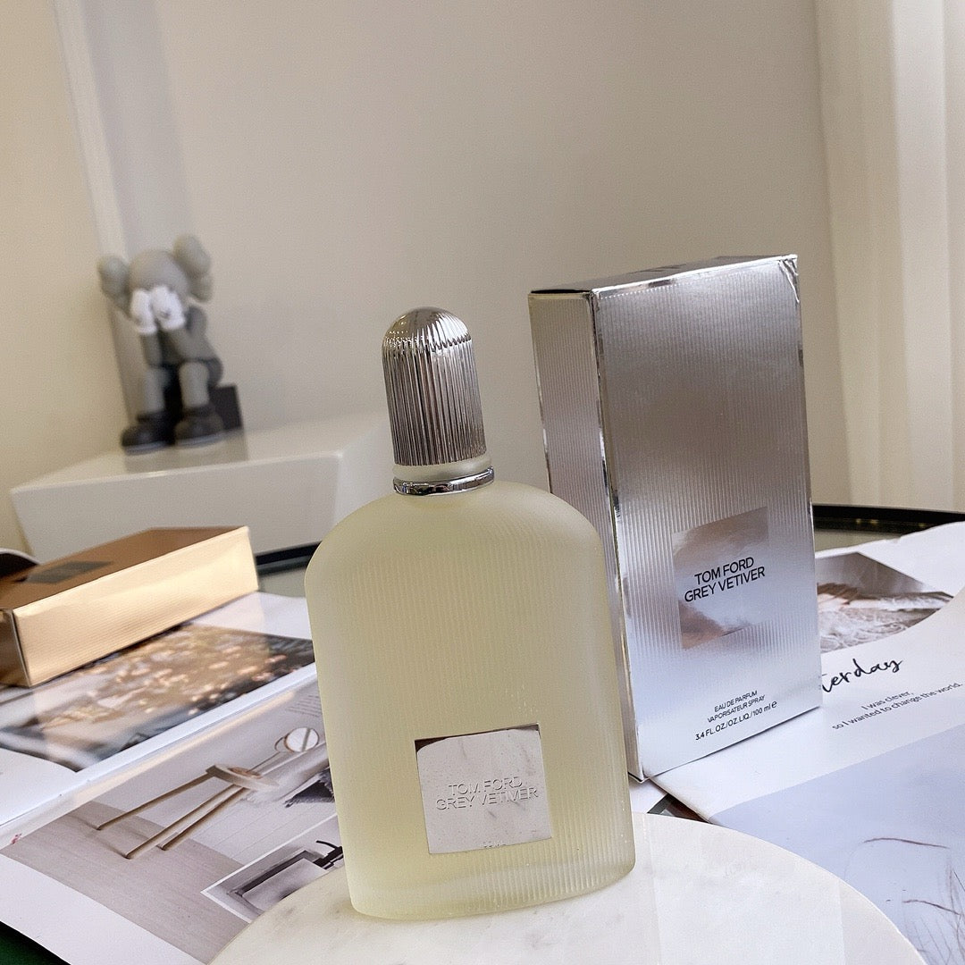 TOM FORD GREY VETIVER