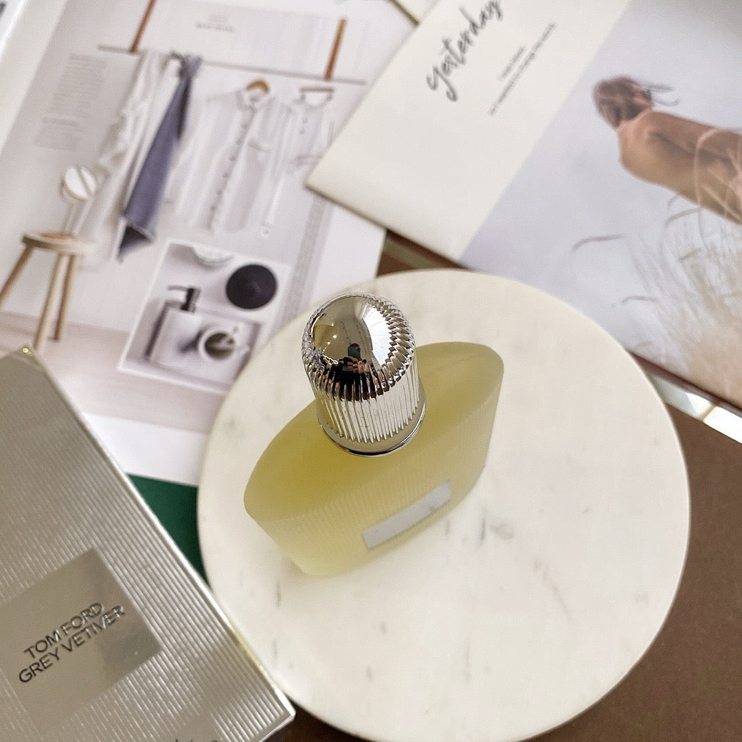 TOM FORD GREY VETIVER