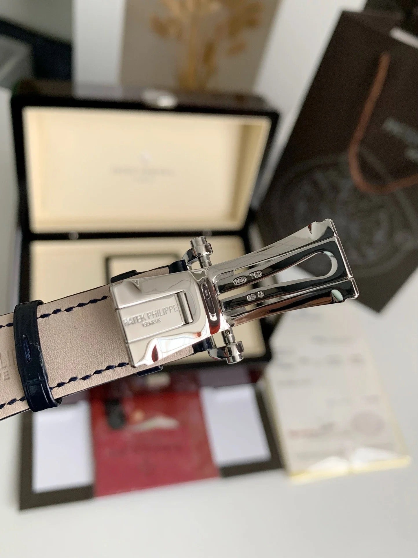 PATEK PHILIPPE 5726 SERIES