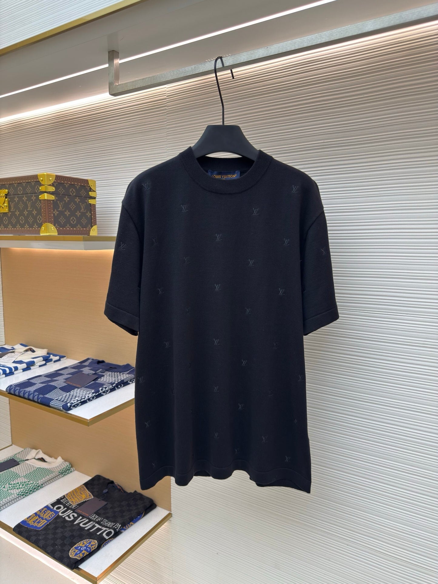LV T-Shirt