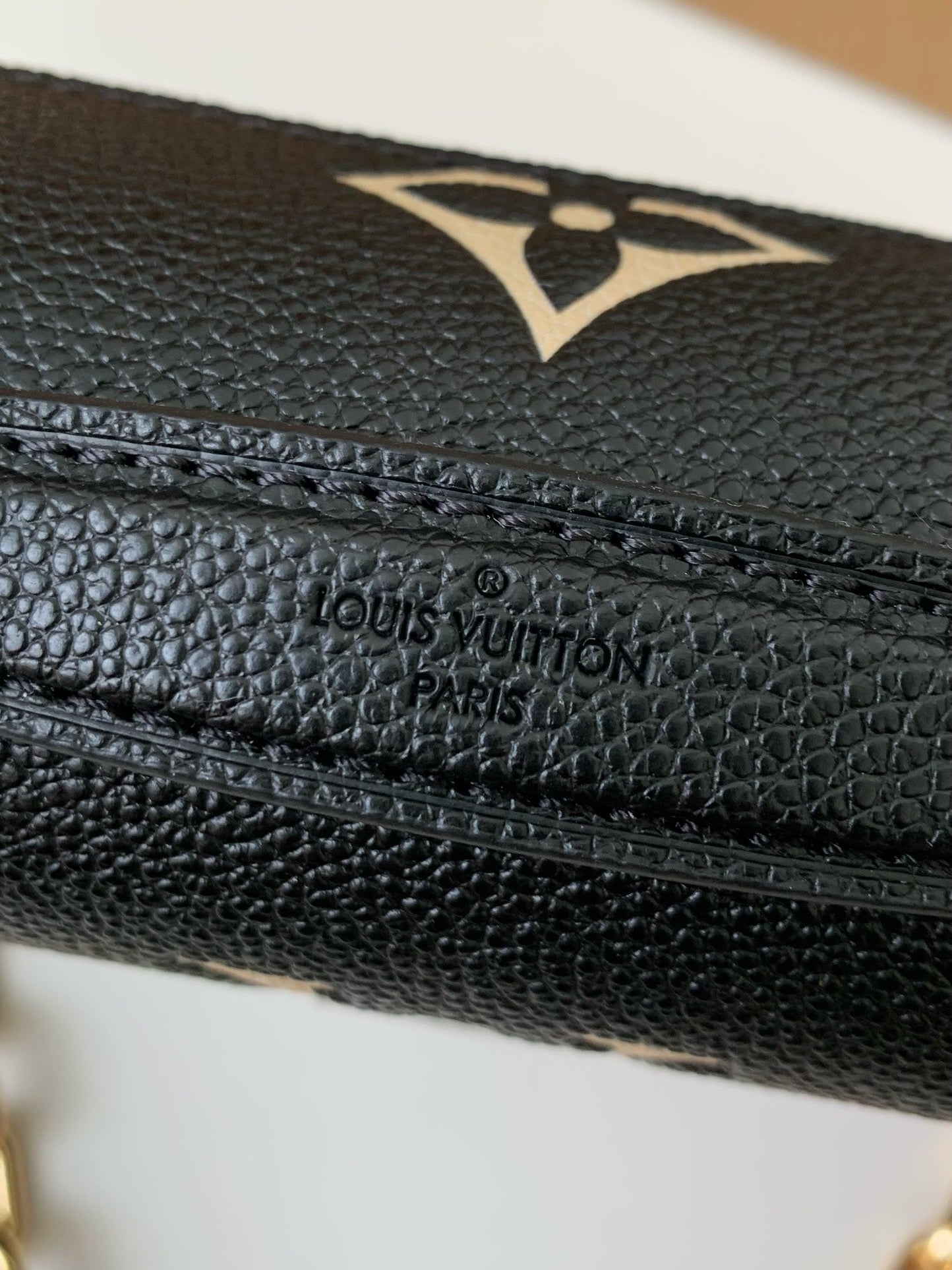 LV Pochette Metis East West Bag