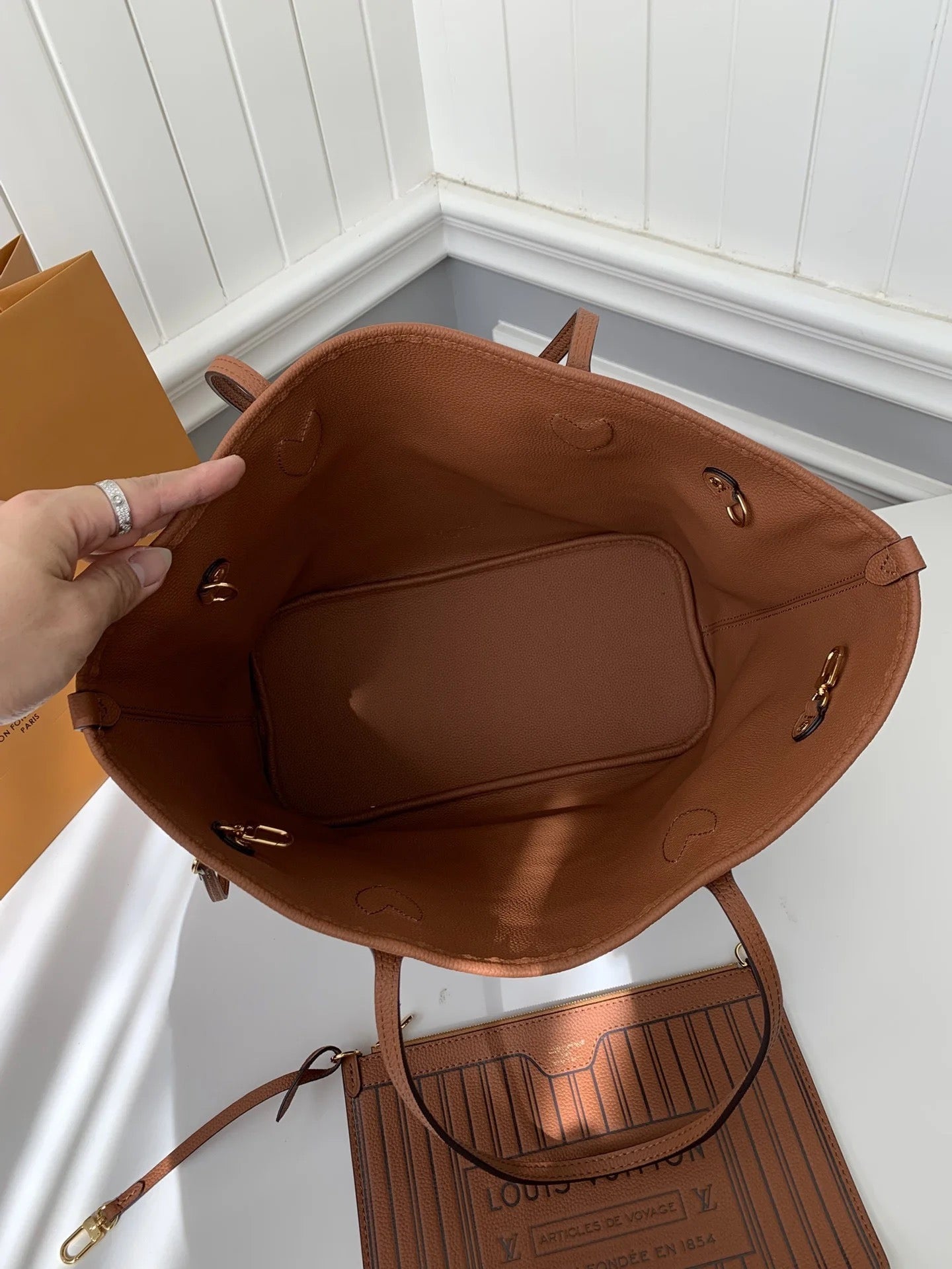 LV Neverfull Bag