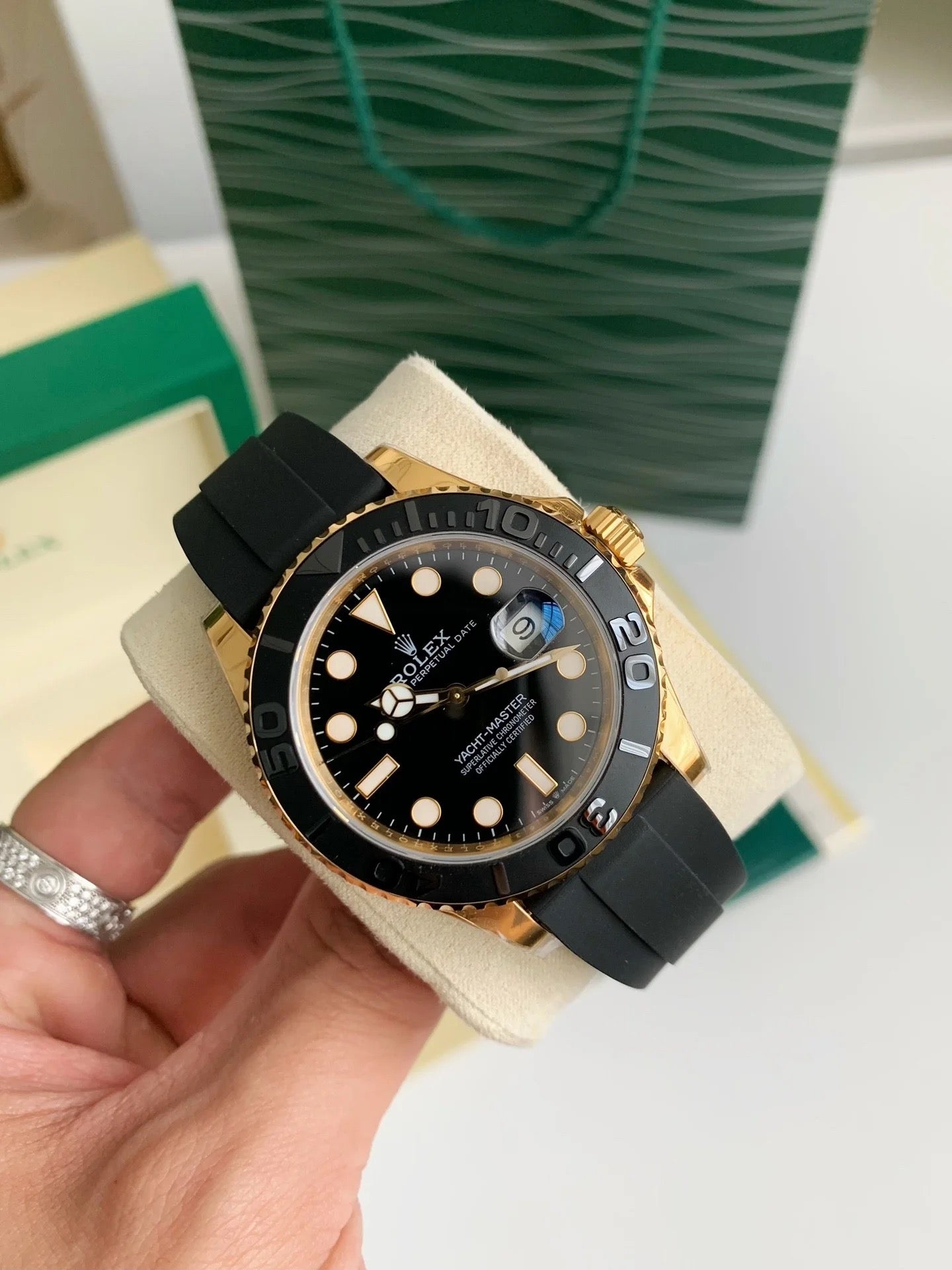 ROLEX Yacht-Master Oysterflex