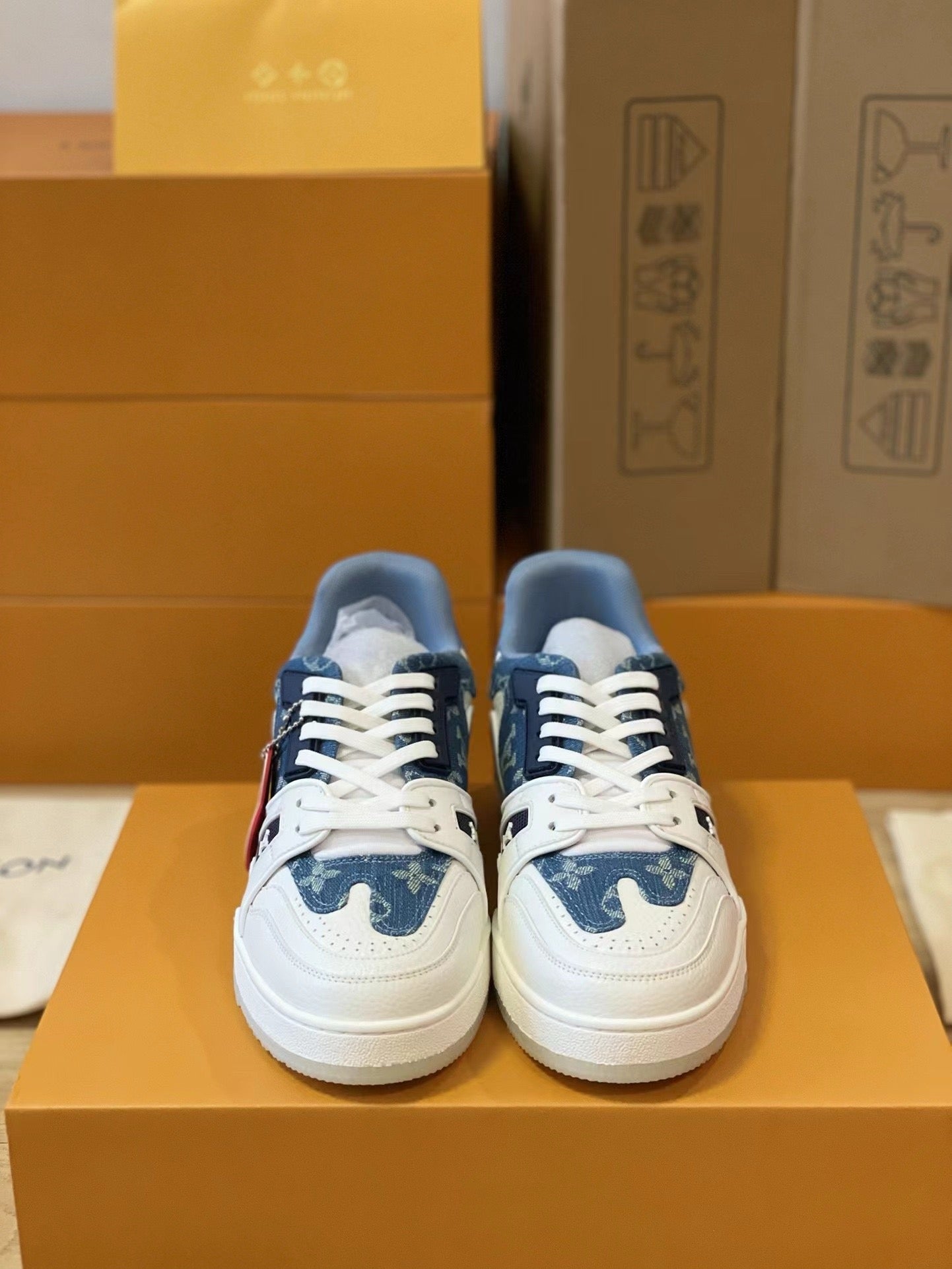 LV Trainer Sneaker