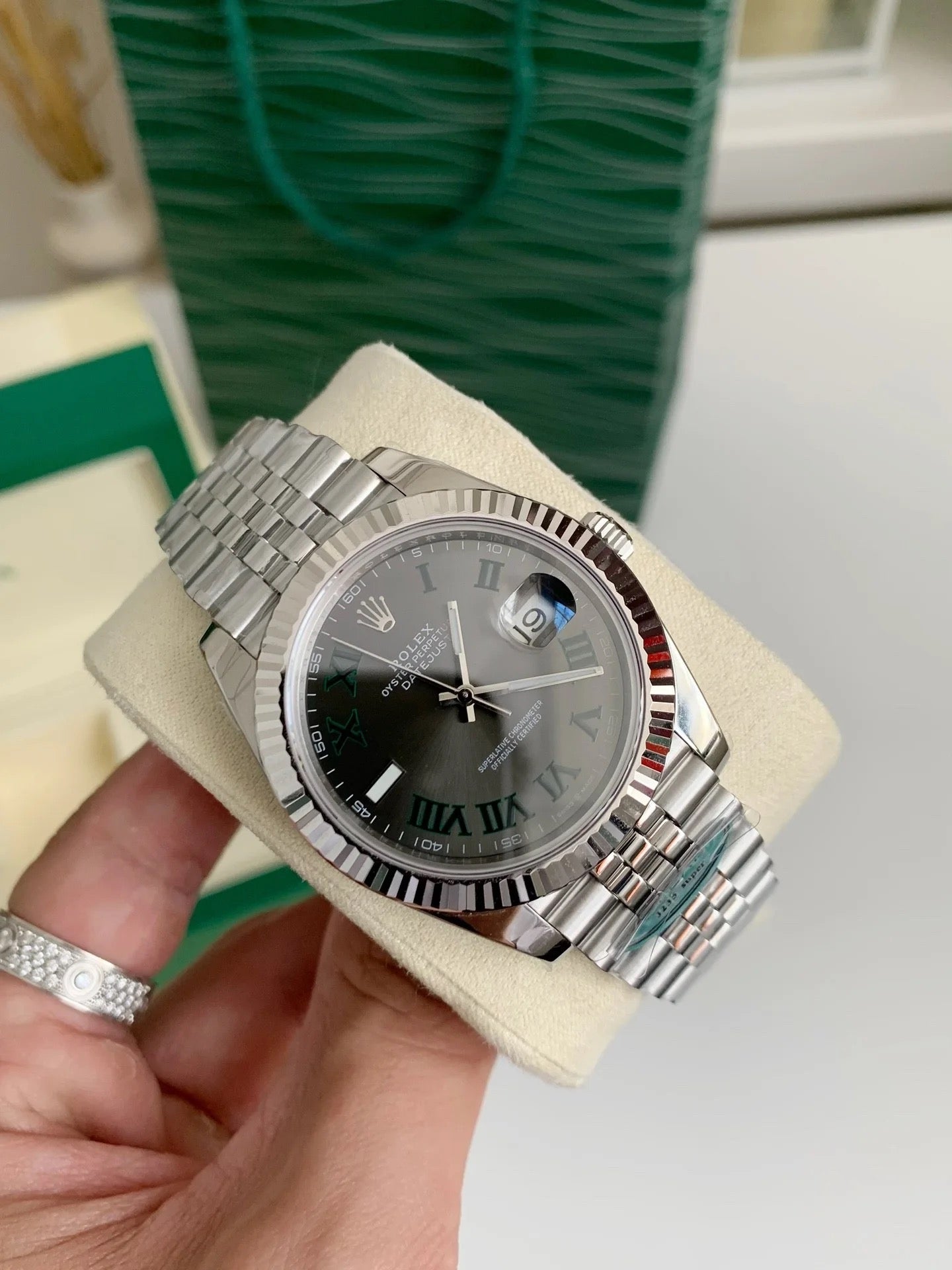 ROLEX Datejust Oyster Perpetual Jubilee Bracelet
