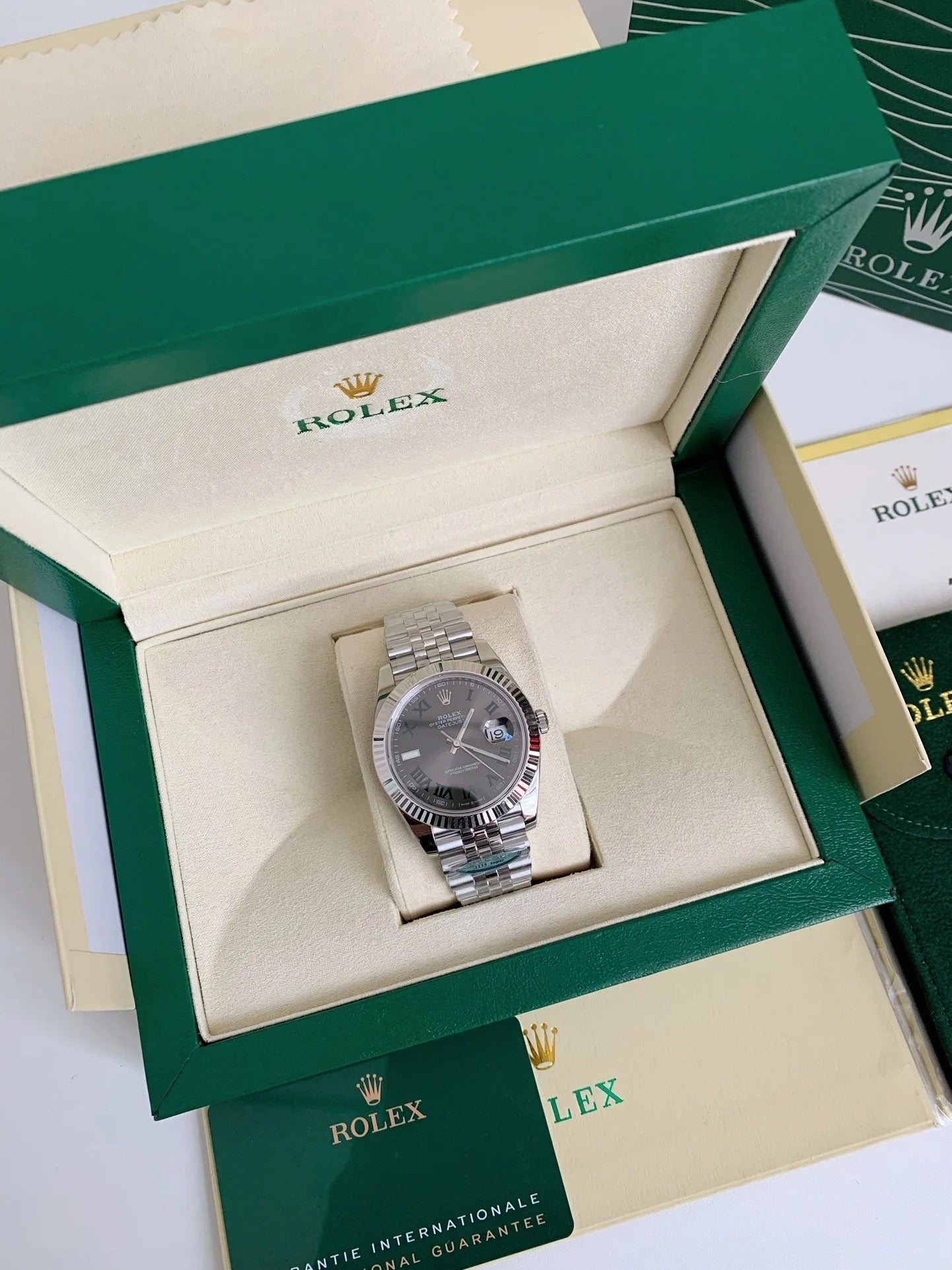 ROLEX Datejust Oyster Perpetual Jubilee Bracelet