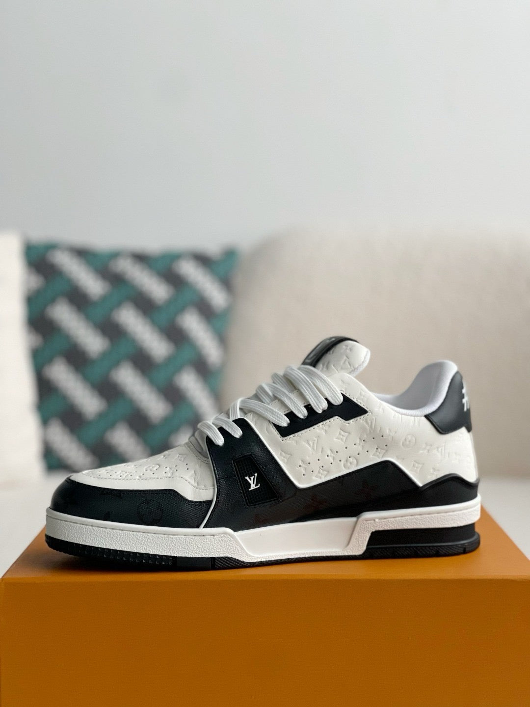LV Trainer Sneaker