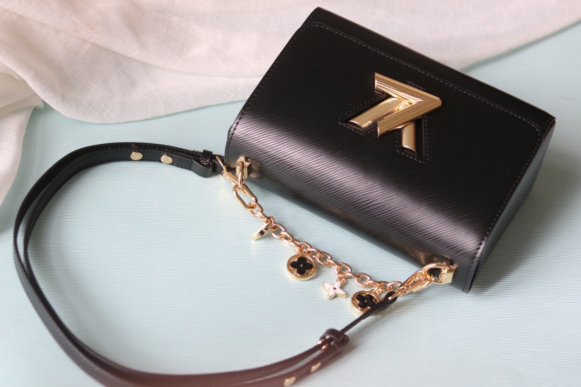 LV Pochette Bag