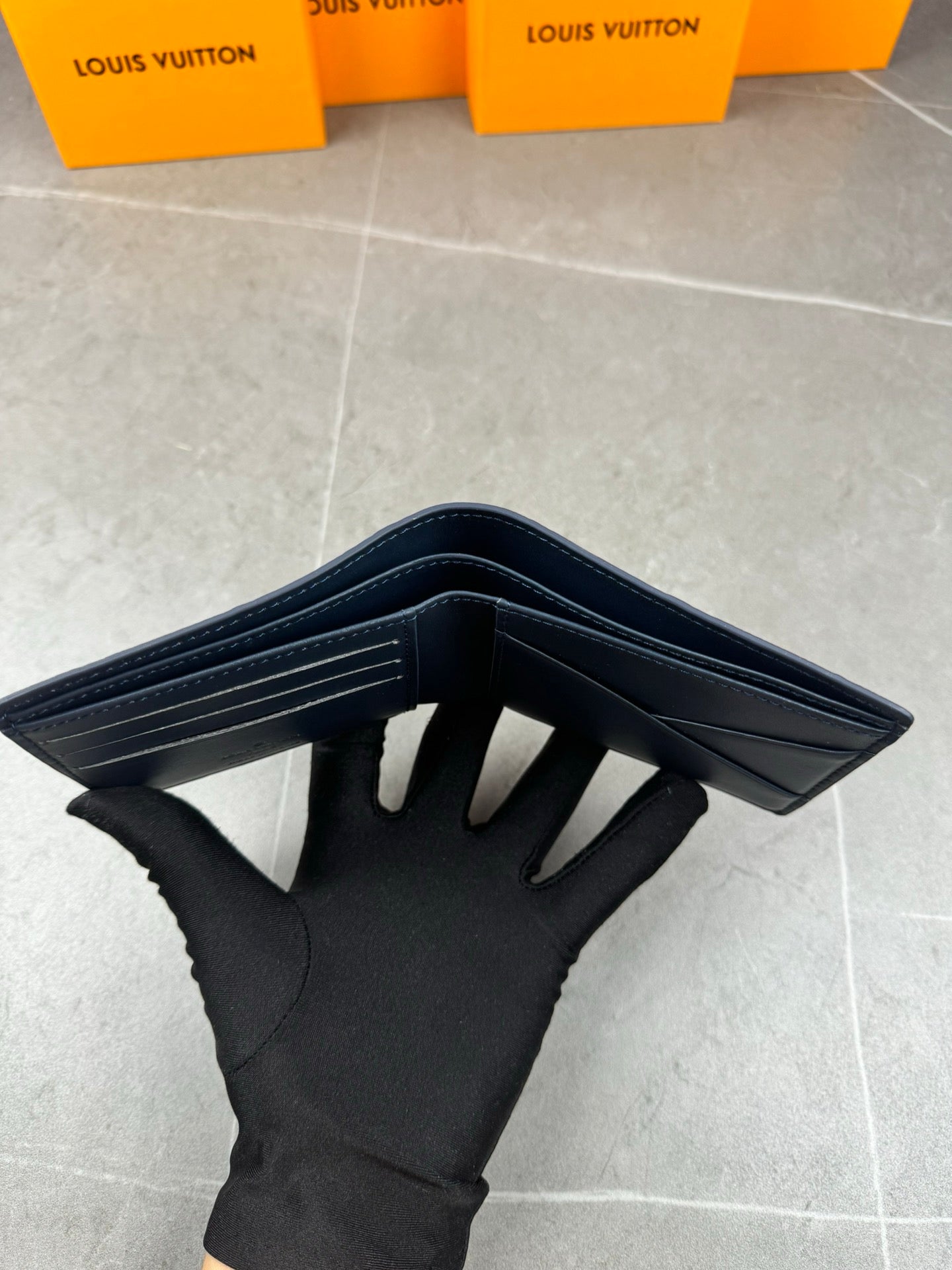 LV Wallet