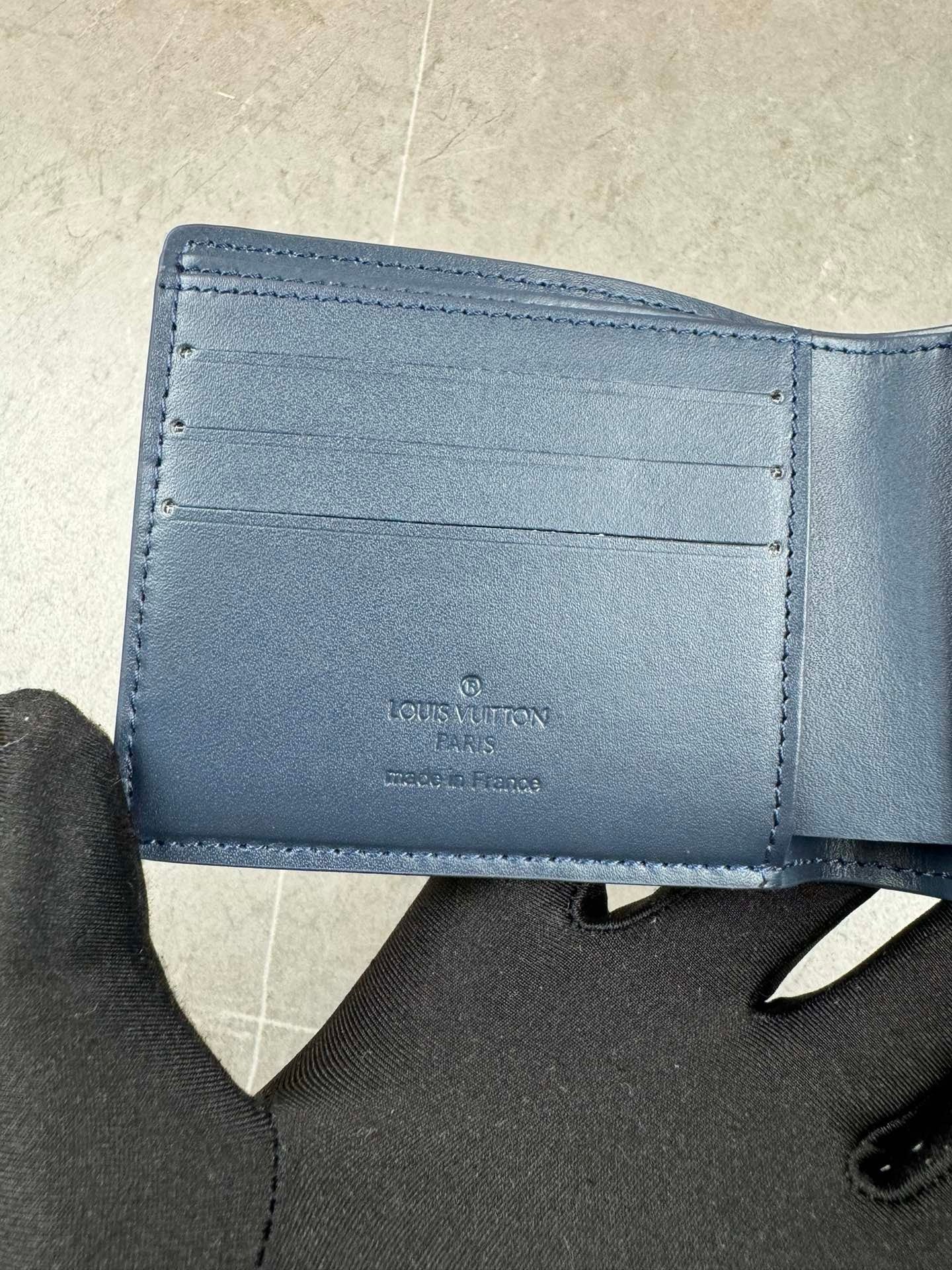 LV Wallet