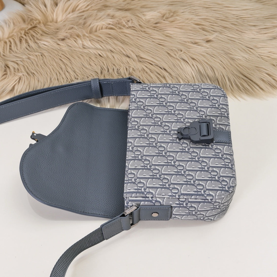 DIOR Messenger Bag