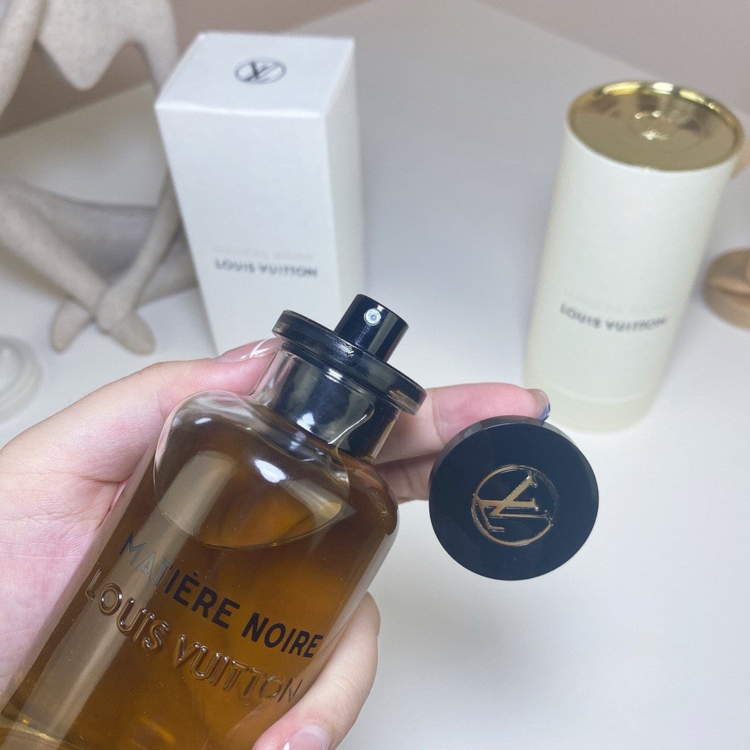 LOUIS VUITTON Matière Noire