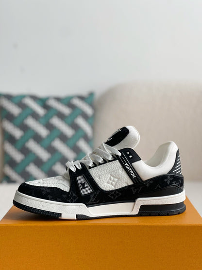 LV Trainer Sneaker