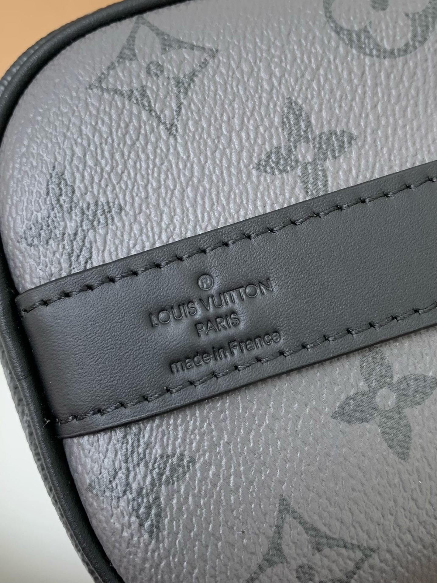 LV Keepall Bandoulière 25 Bag