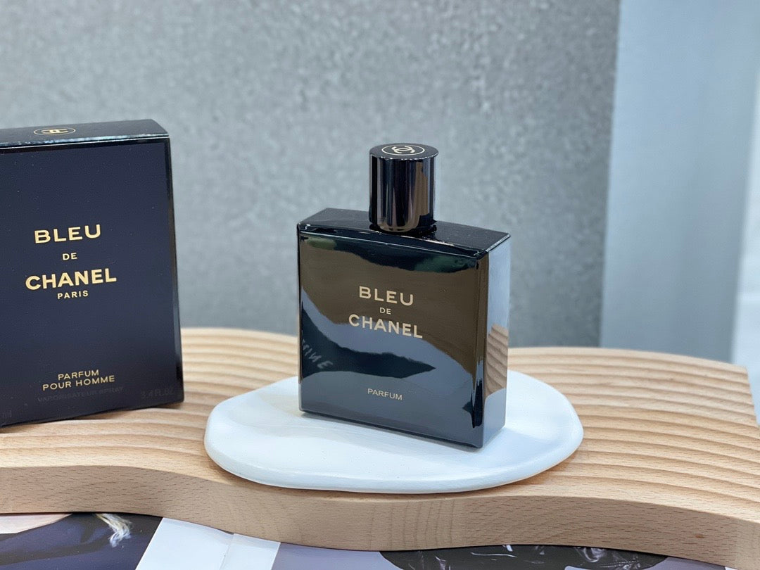CHANEL Bleu de Chanel Parfum
