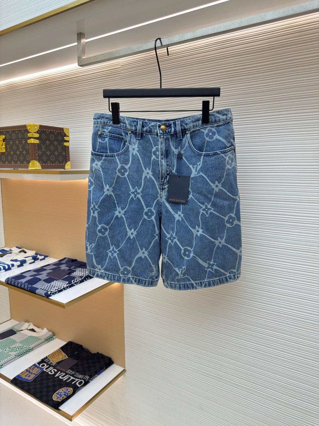 LV Shorts