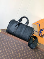 LV Keepall Bandoulière 25 Bag