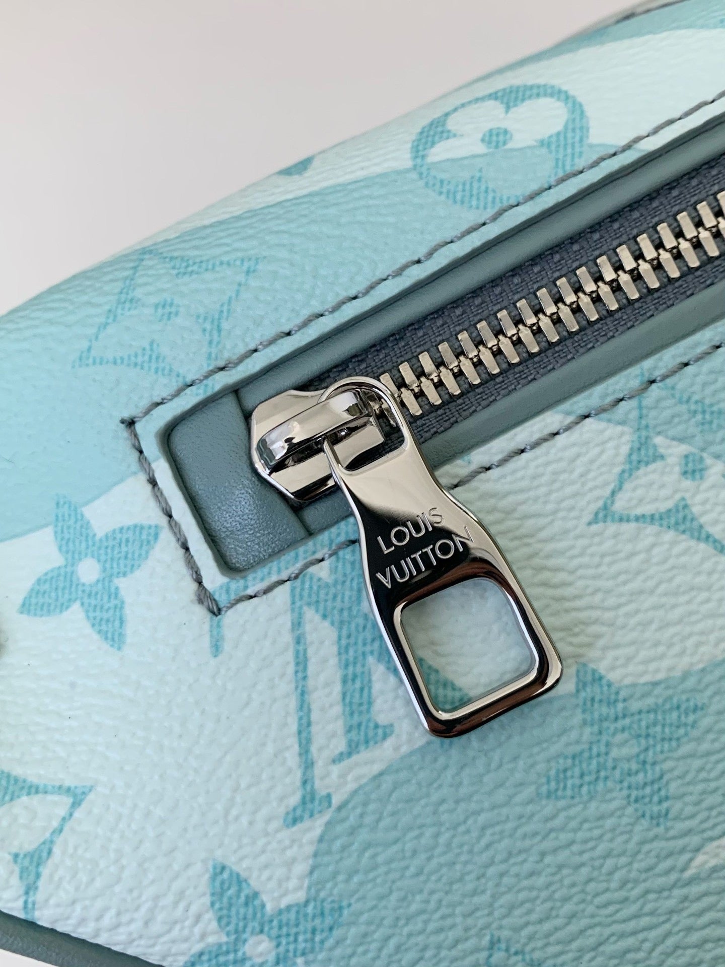 LV Bumbag