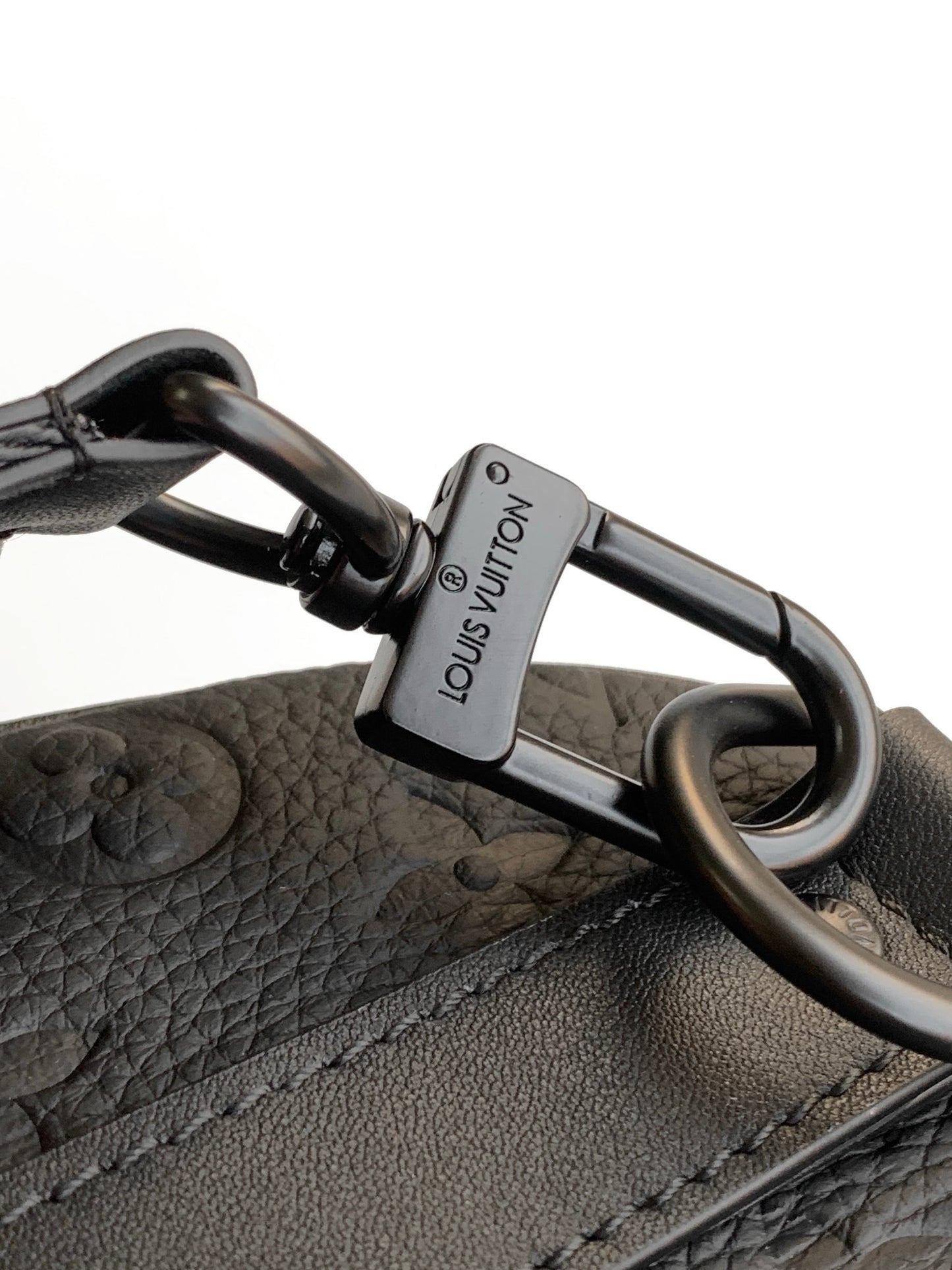 LV Keepall Bandoulière 25 Bag