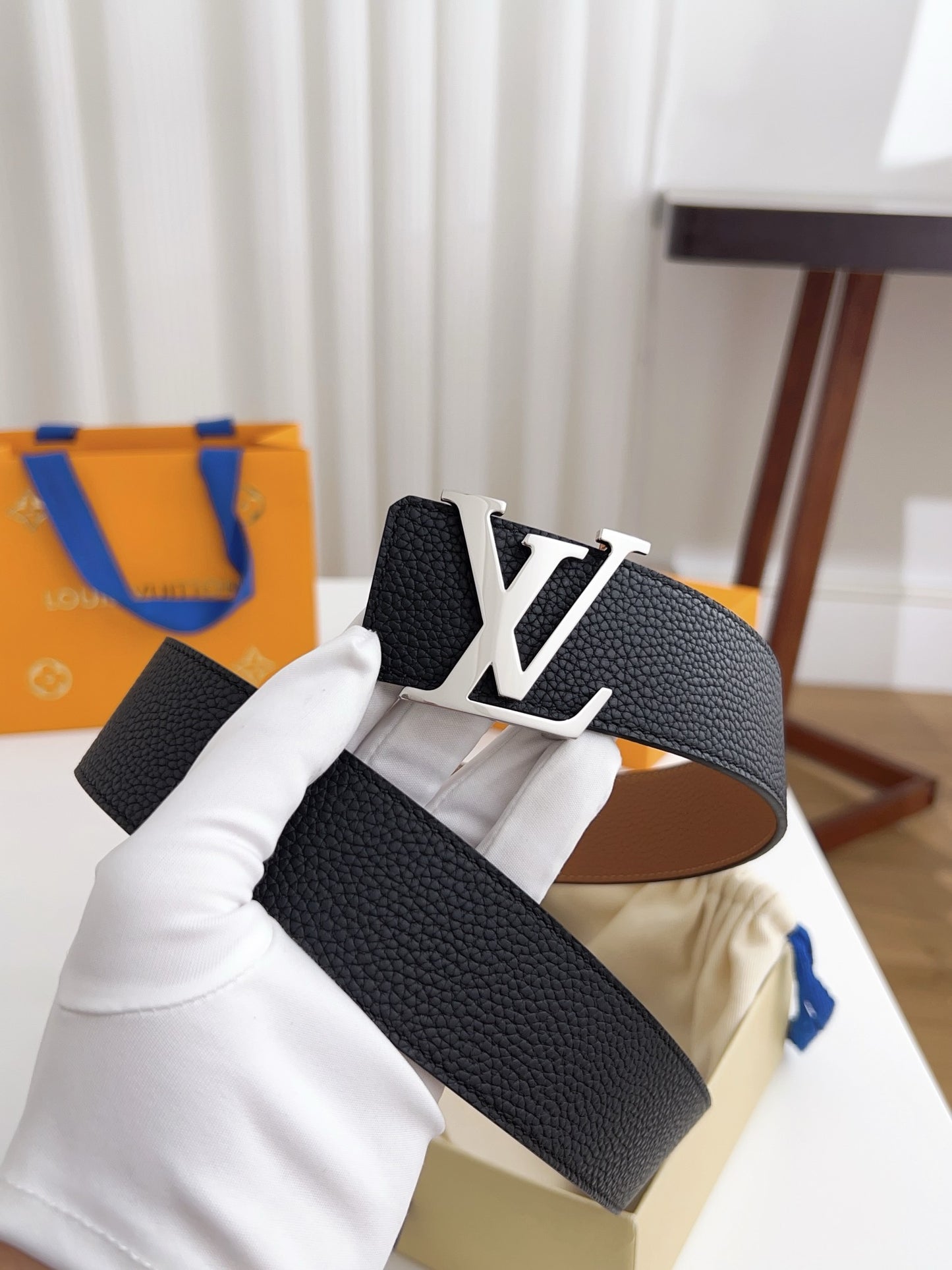 LV Belt