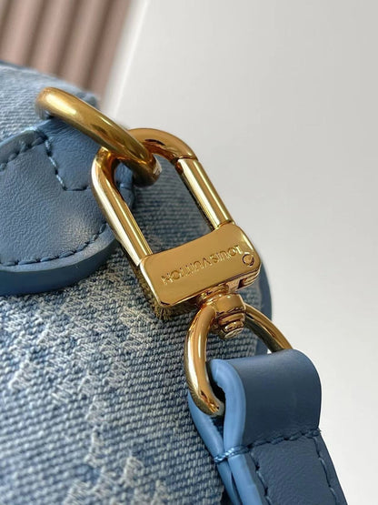 LV Speedy 18 Bandoulière Bag