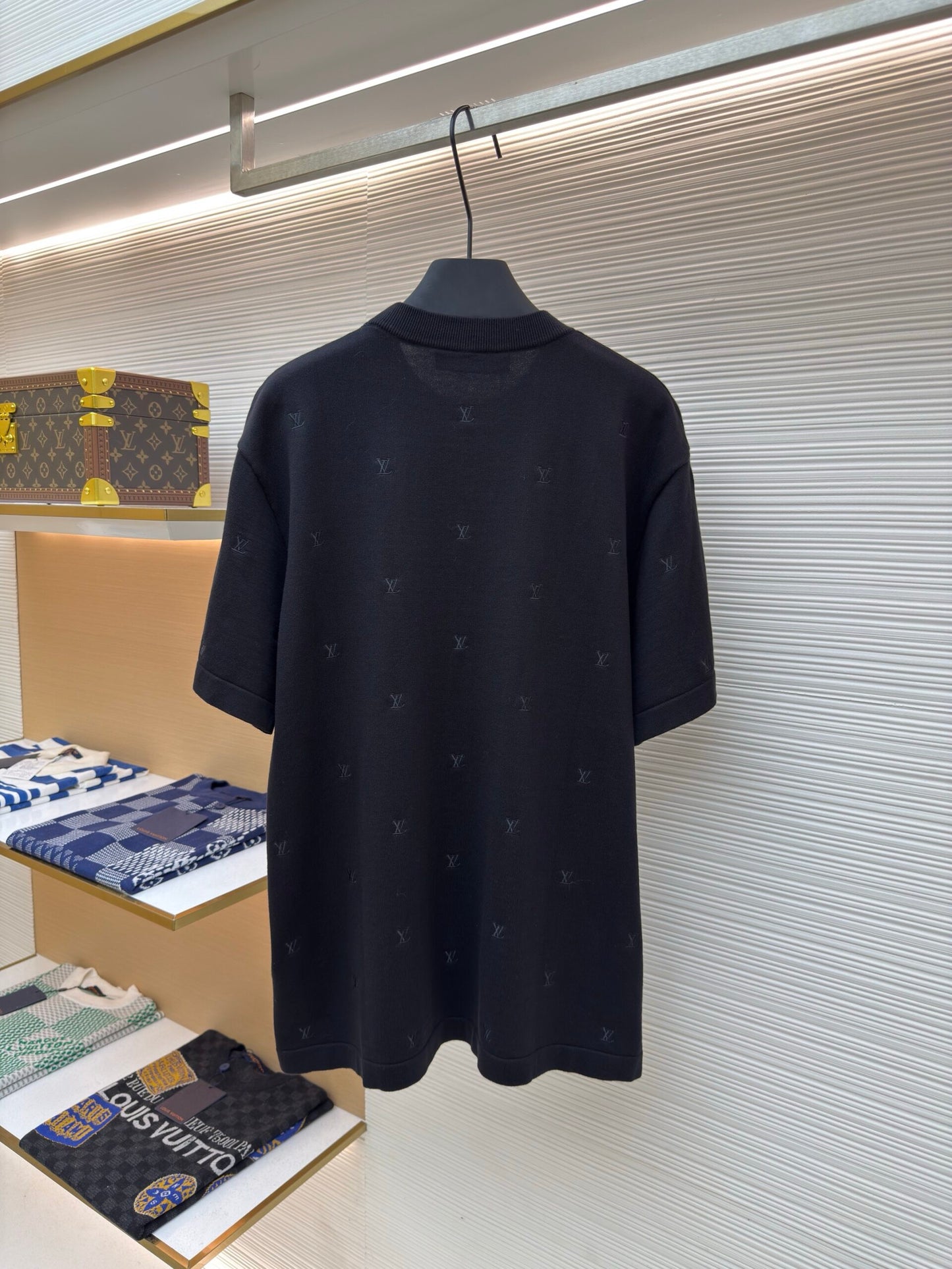 LV T-Shirt