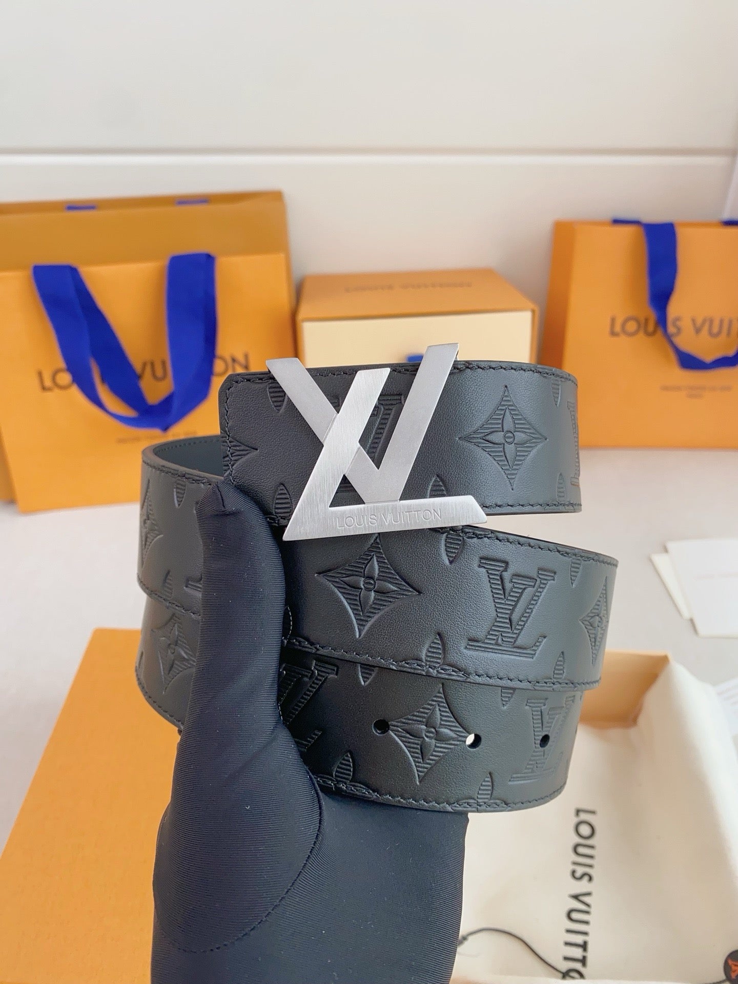 LV Belt
