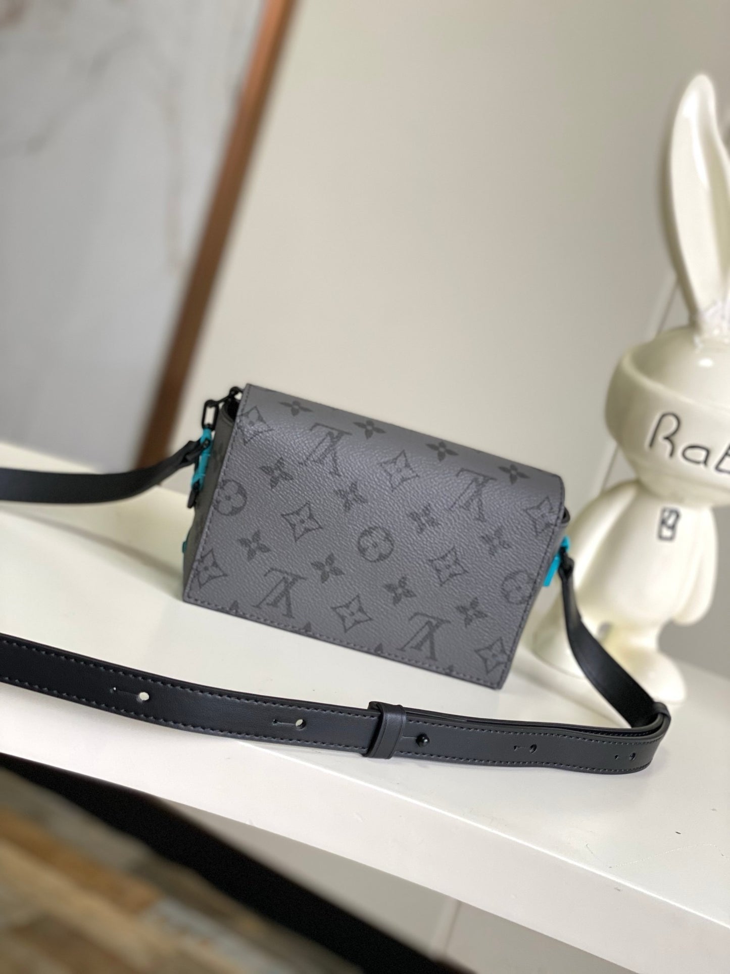 LV Mini Soul Trunk Bag