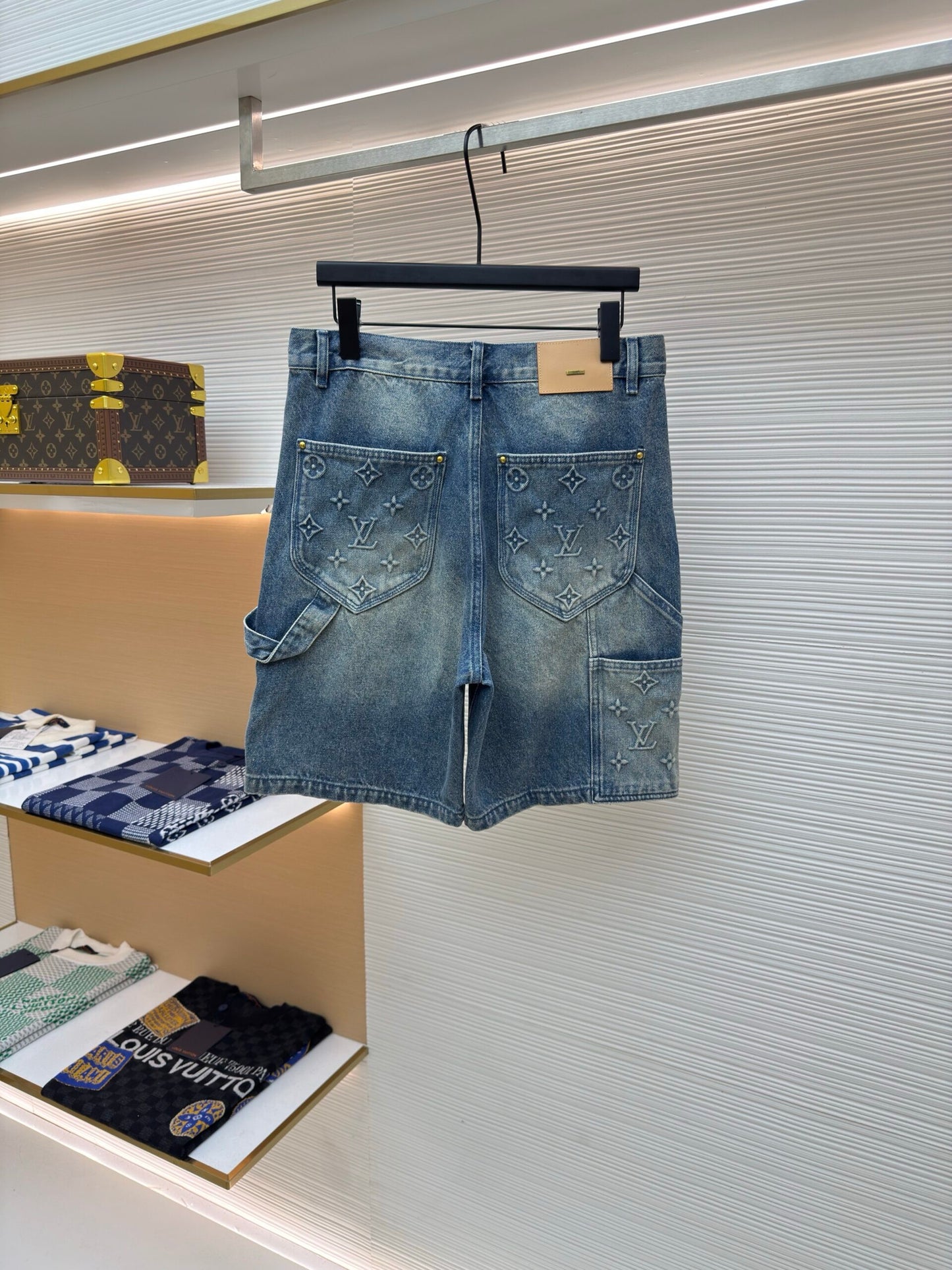 LV Shorts