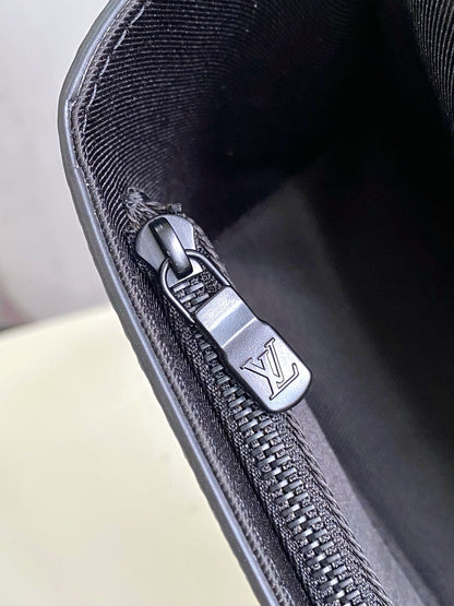LV Mini Soul Trunk Bag