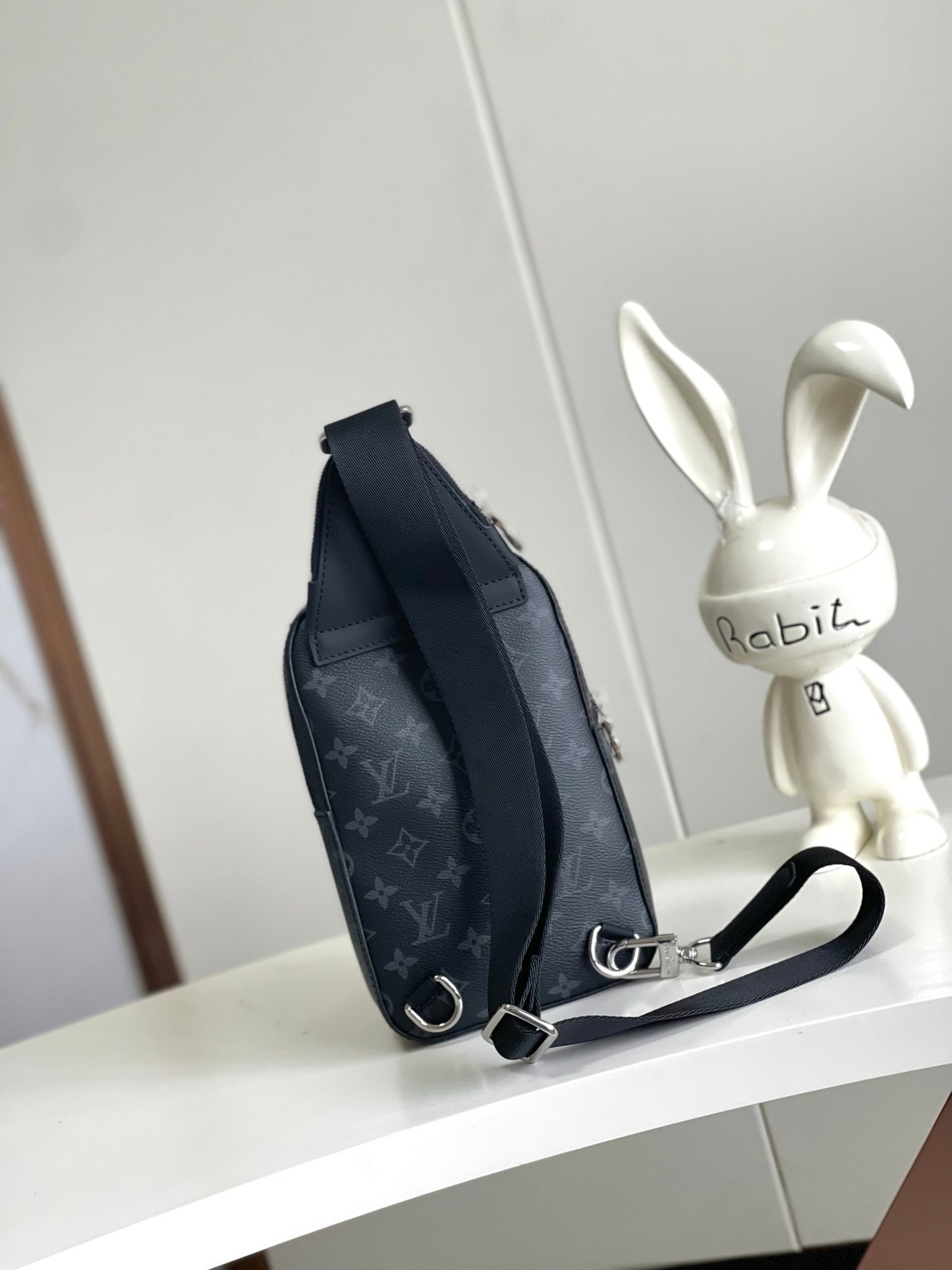 LV Avenue Sling Bag