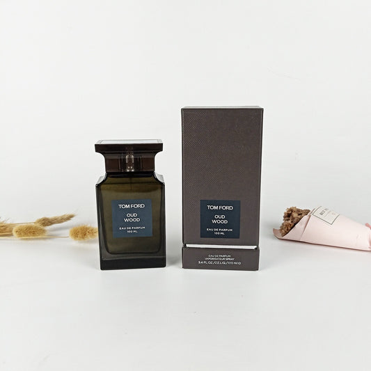 TOM FORD Oud Wood