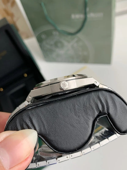 AP Audemars Piguet Royal Oak 15500 Series Watch 41mm