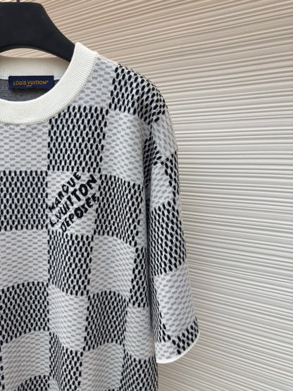 LV T-Shirt