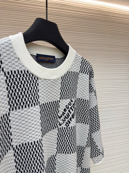 LV T-Shirt