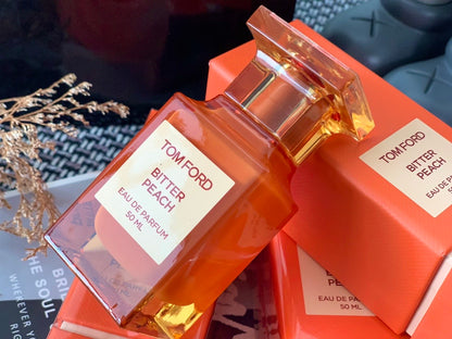 TOM FORD Bitter Peach