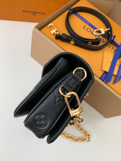 LV Pochette Metis East West Bag