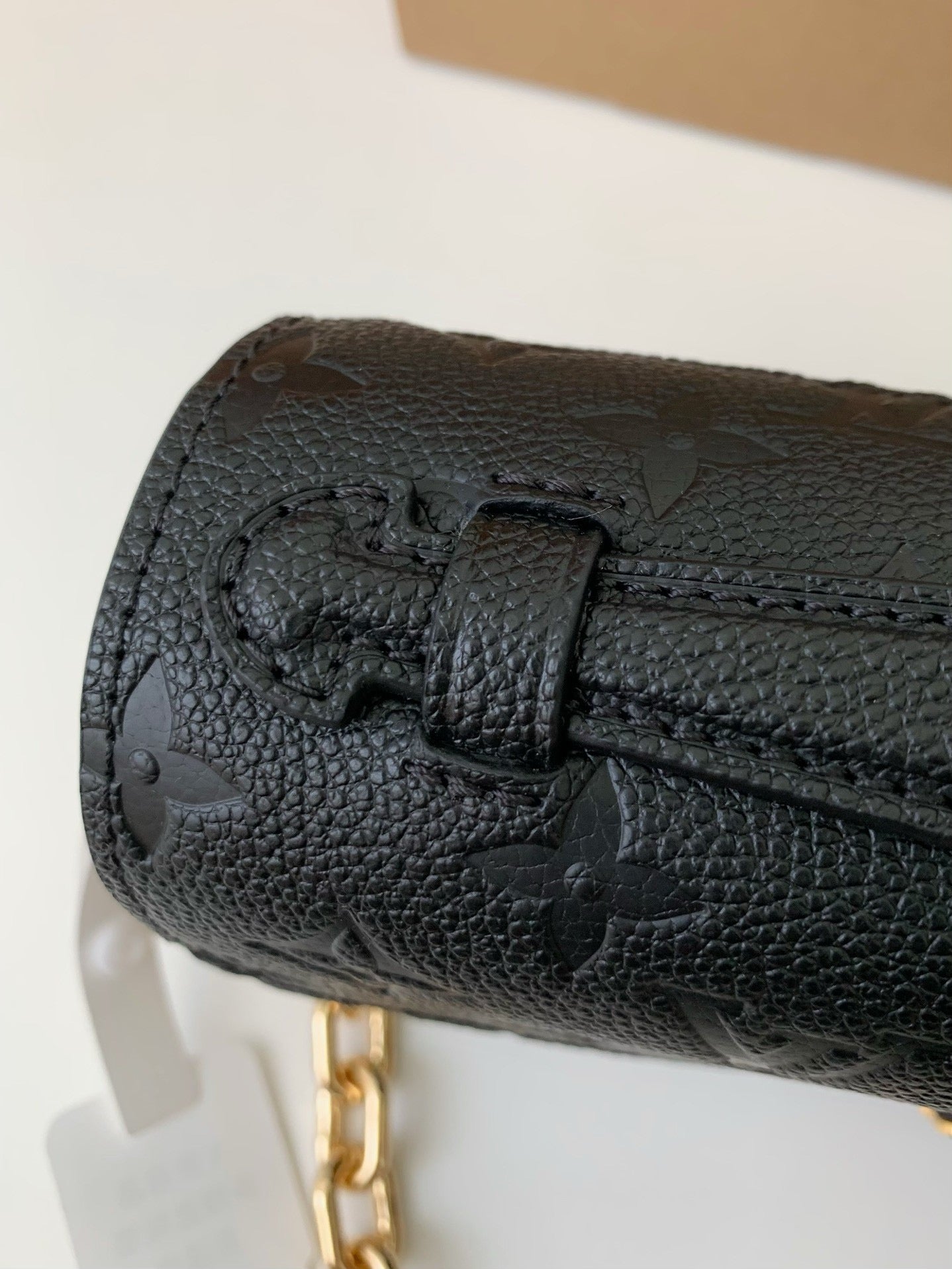 LV Pochette Metis East West Bag