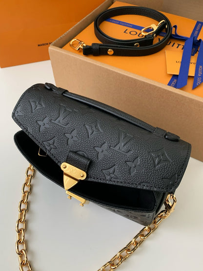 LV Pochette Metis East West Bag
