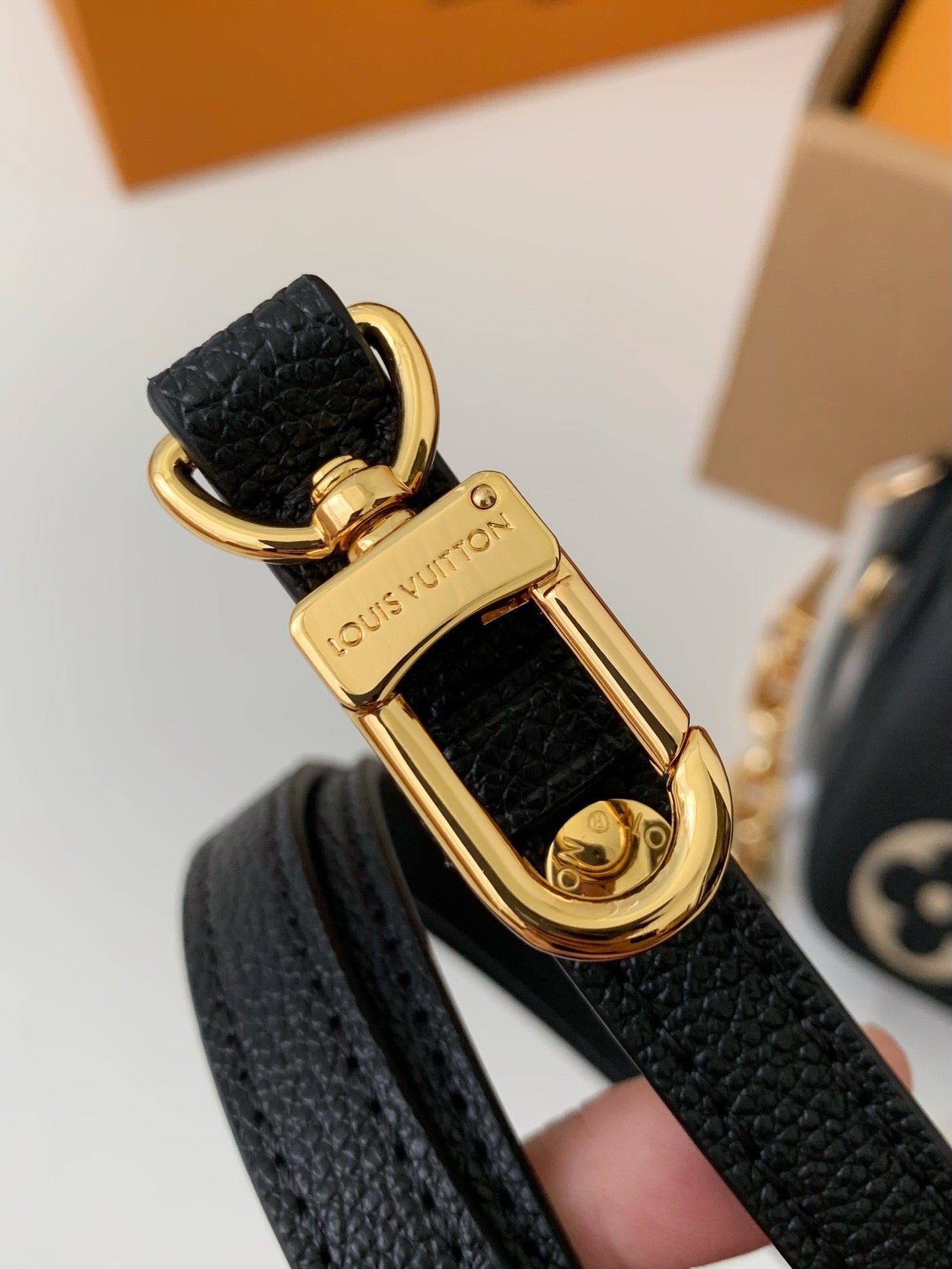 LV Pochette Metis East West Bag