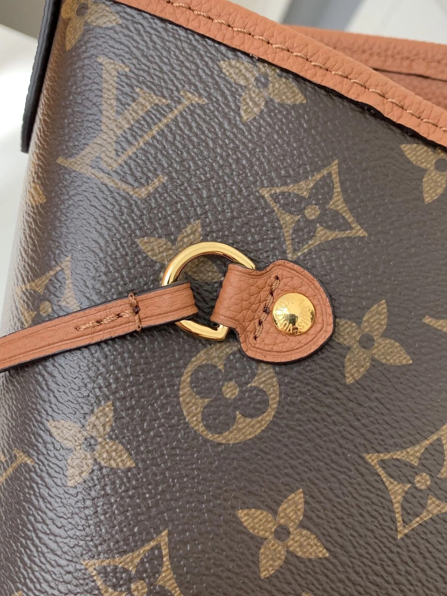 LV Neverfull Bag