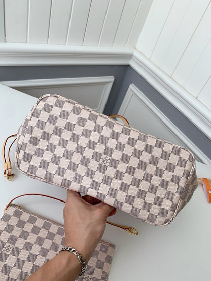 LV Neverfull Bag
