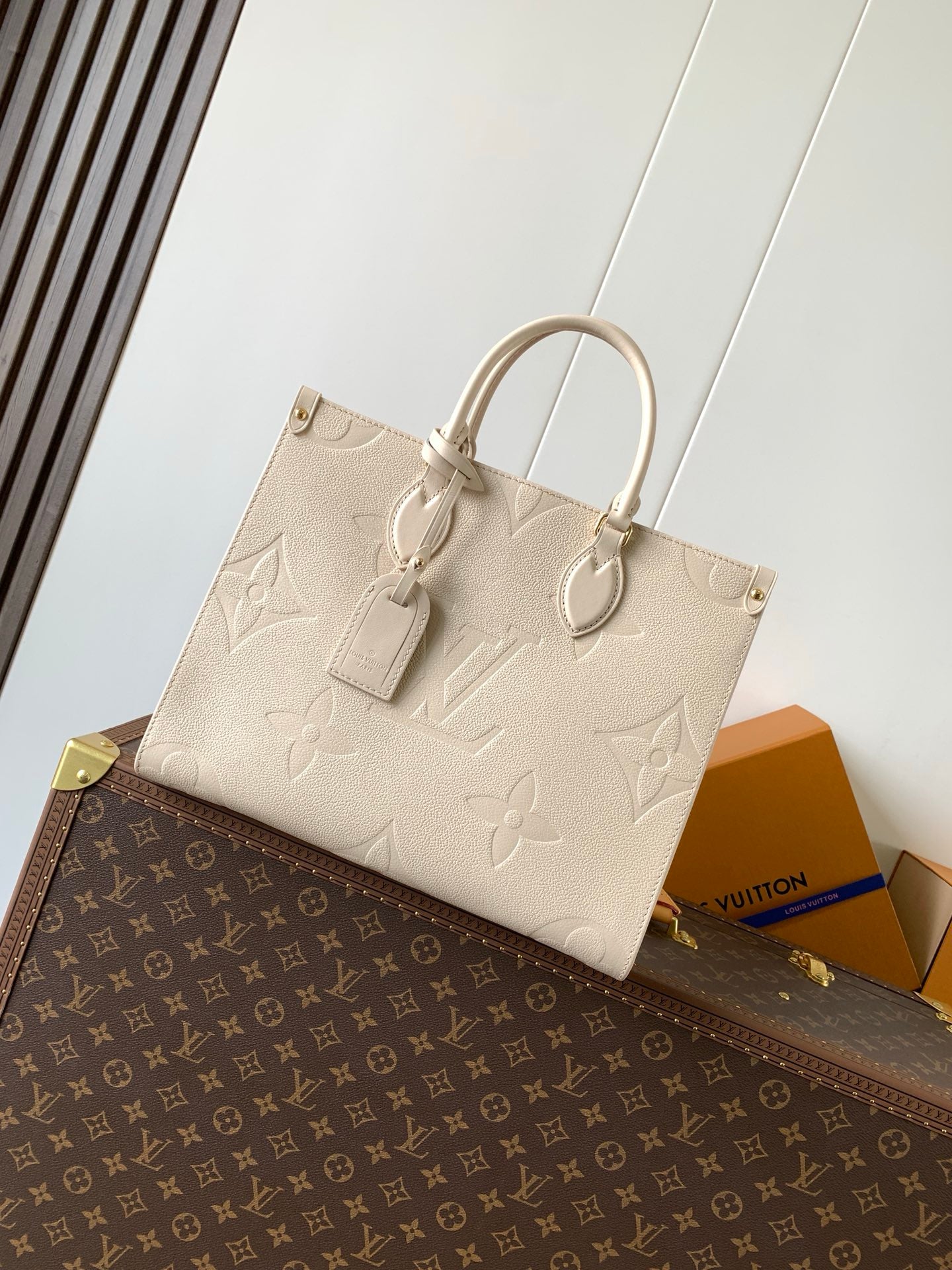 LV Shopper Bag