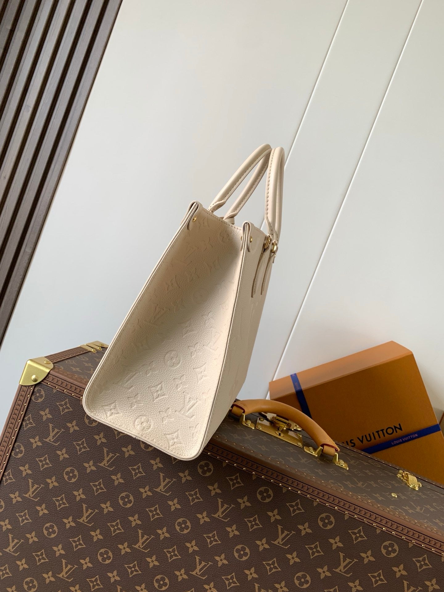 LV Shopper Bag