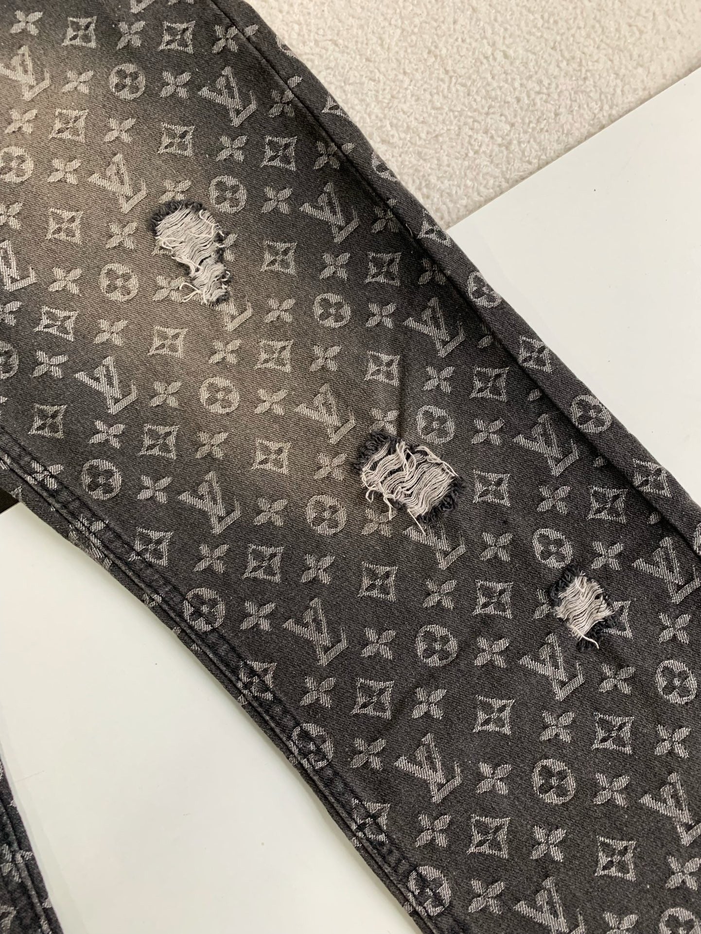 LV Monogram Jacquard Denim Skate Pants 2023SS