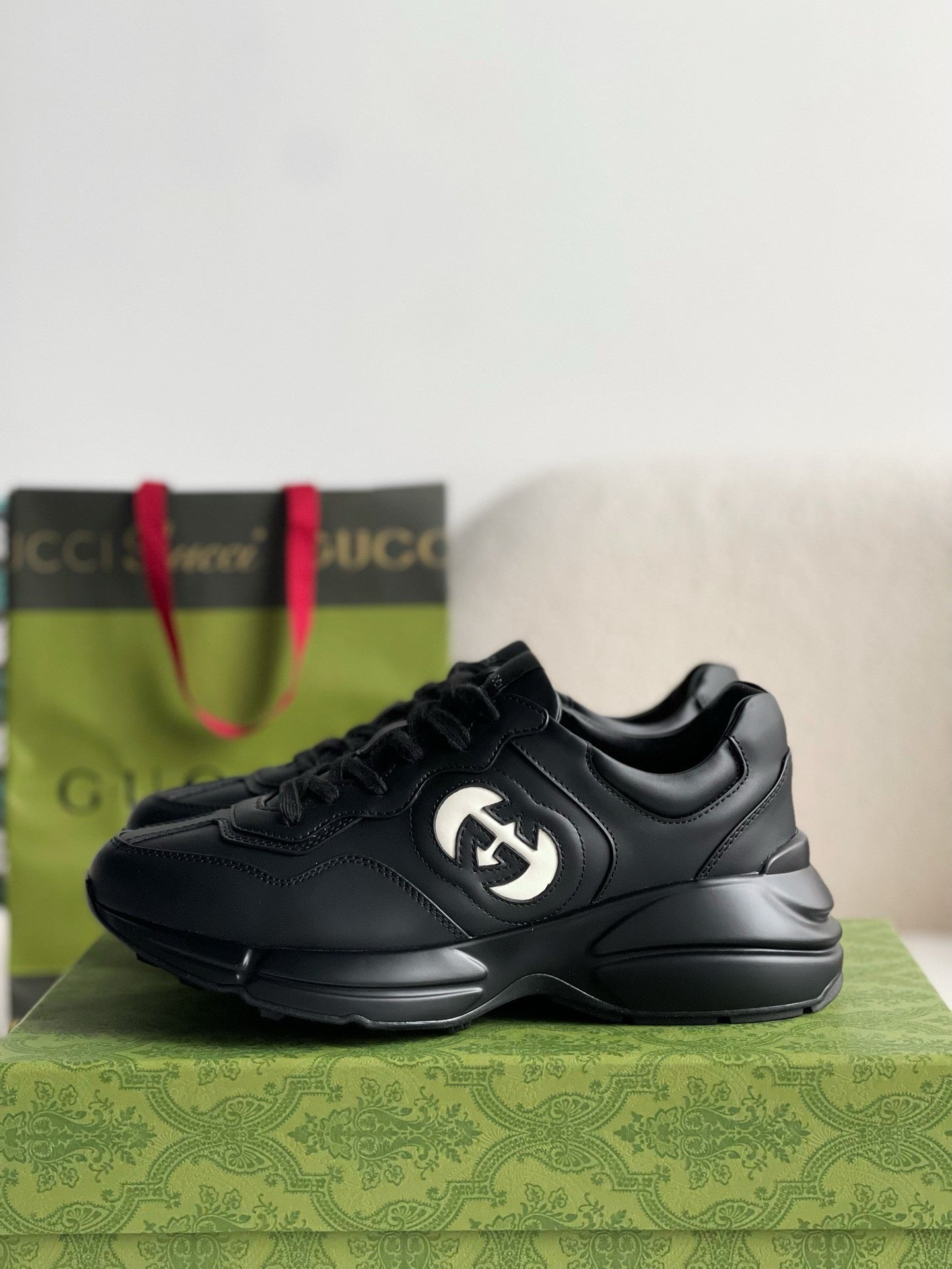 GUCCI Sneaker
